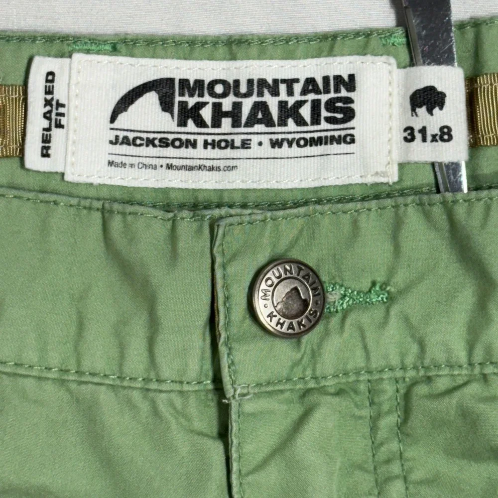 Mountain Khakis Poplin Shorts Men 31x8 Green Relaxed Fit Hiking Outdoor Gorpcore